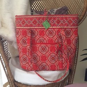 Vera Bradley tote